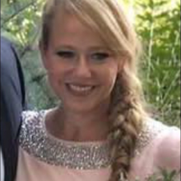 Meet your Posher, Angela - Picture 1 of 1